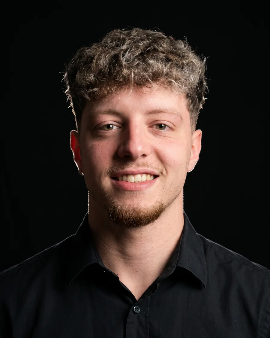 David González, Sales Strategist